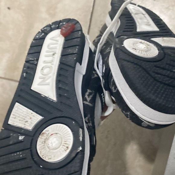 Shoes wore only twice - Picture 3 of 4